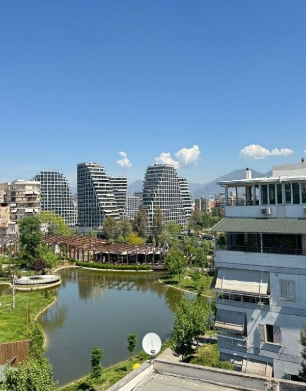 IN VENDITA – VICINO AL GIARDINO ZOOLOGICO, APPARTAMENTO 2+1+2 con balcone!