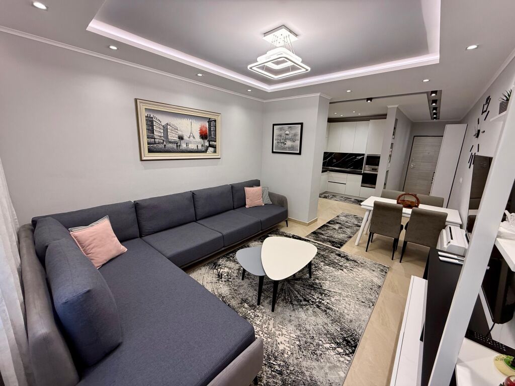 QERA Apartamenti 2+1 📍prane kopshtit Botanik,me Ballkon dhe Depo ,
