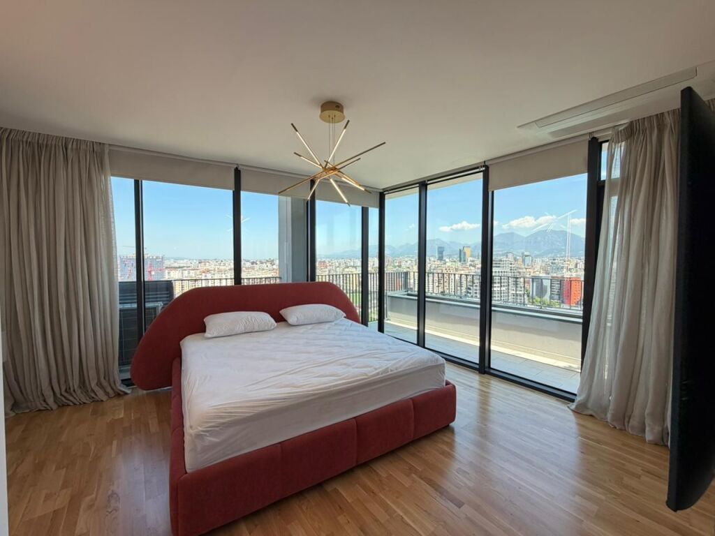 Apartment 3+1+Parking for rent at Lake View Residence.