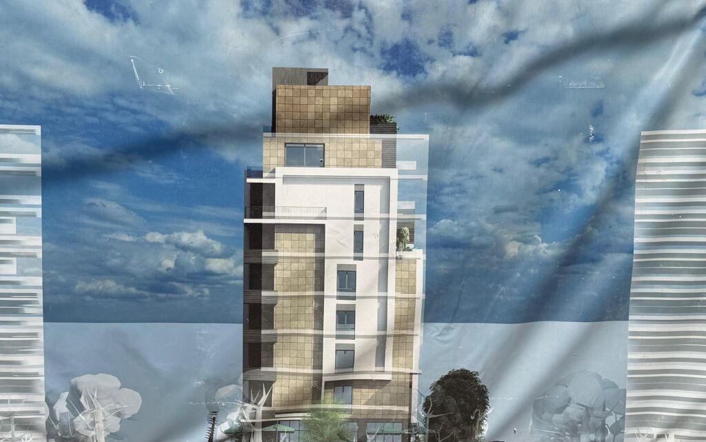 Apartment 2+1+balcony for sale at Rrethi Ullirit, Kamez