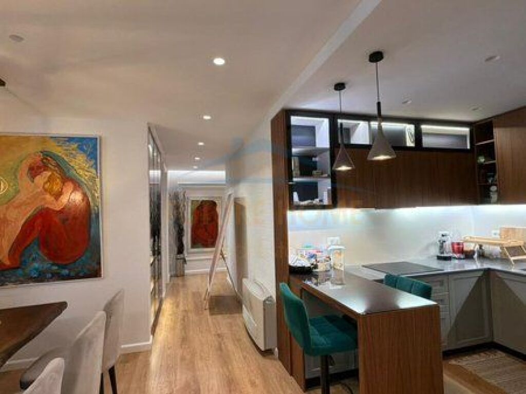 Apartment 3+1+2 + 2 Parking Spaces for Sale, Elbasan Street