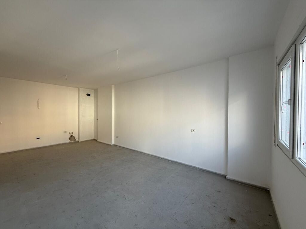 ✨APARTMENT 1+1 with balcony FOR SALE – PAZARI I RI!✨