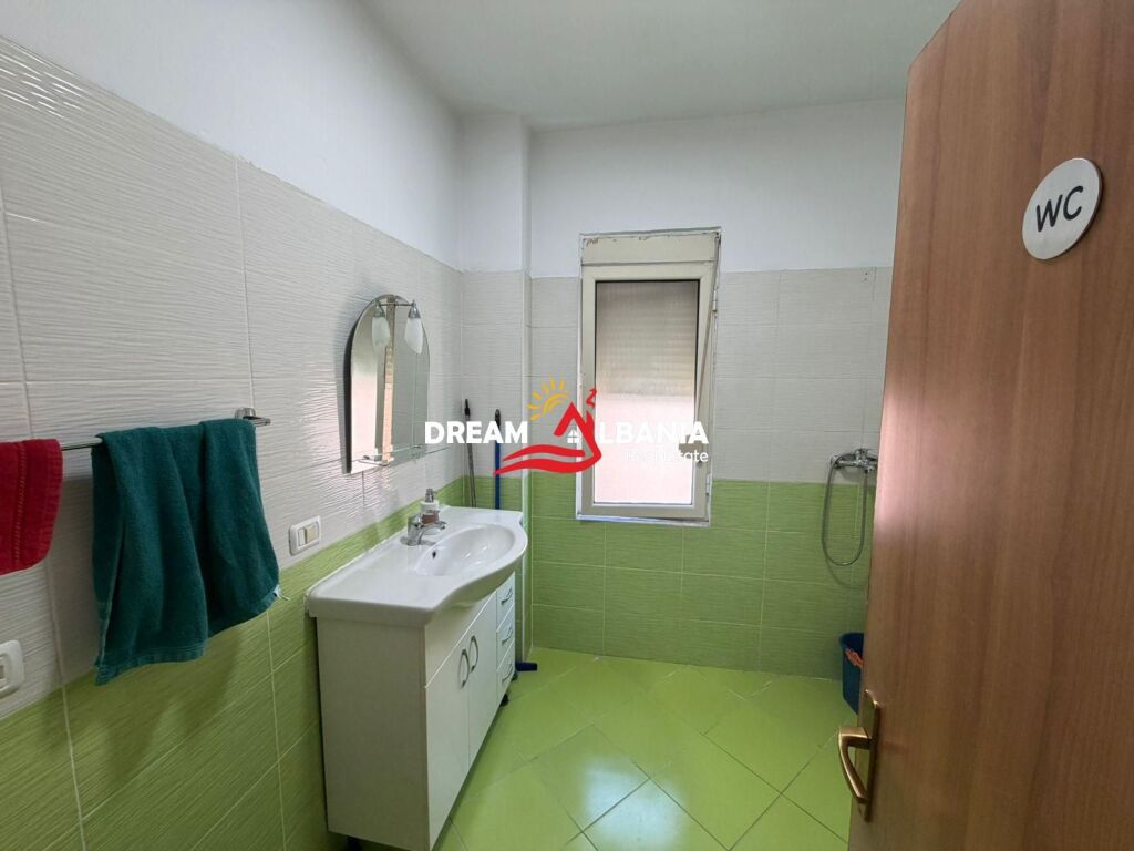 Furnished office for rent at the Paris Commune, near Kristal Center (ID 42611531)
