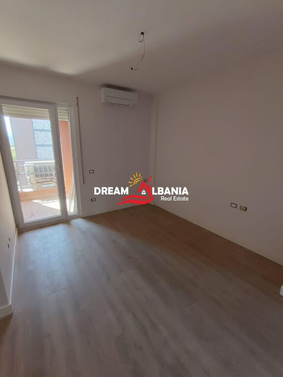 Apartament 2+1 Ne Shitje te Shkolla e Kuqe ne Tirane (ID 41212215) - Widok 4