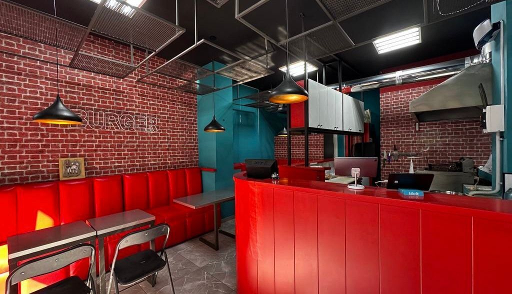 Fast Food ( Burger) ne shitje , Rr Kosovarve