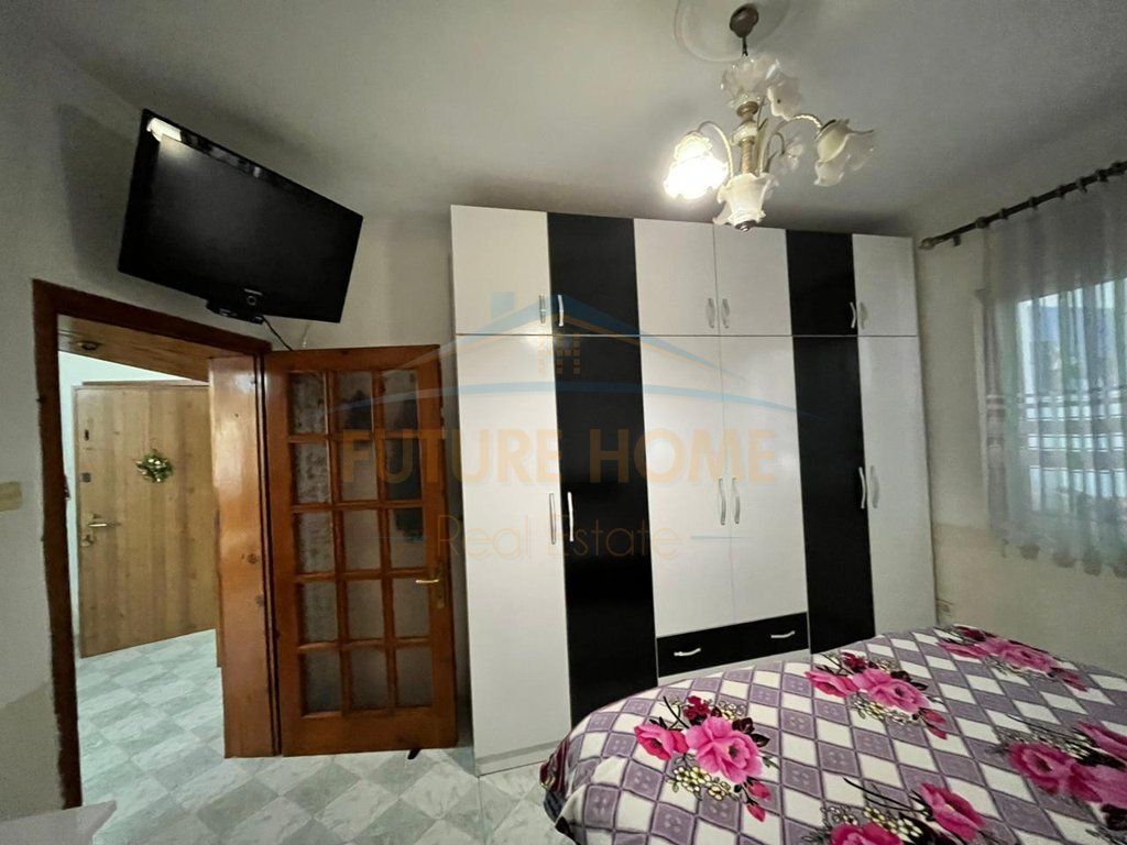 Shitet, Apartament 2+1, Shkolla "Qemal Mici", Durrës