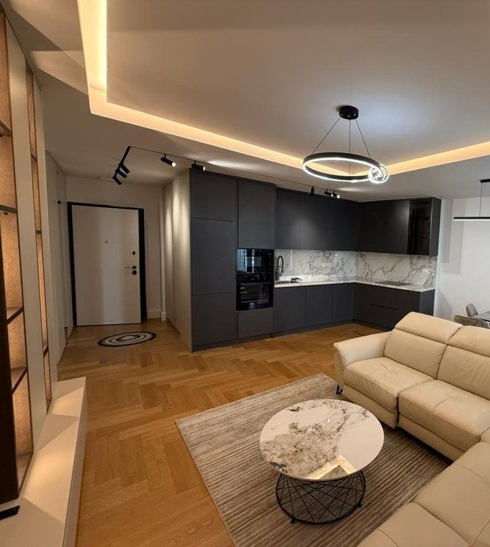 AFFITTO APPARTAMENTO DI LUSSO + POSTO AUTO PRESSO LA RESIDENZA LAKE VIEW!