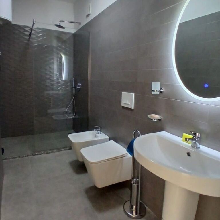 🏡✨ Appartamento 2+1 in Affitto – Zogu i Zi ✨🏡