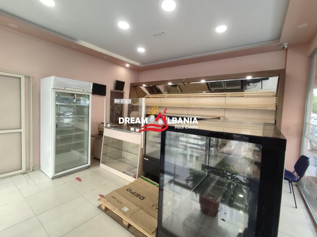 Shop Duplex for Sale together with Bakery Business in the Lapraka area (ID 4171628)