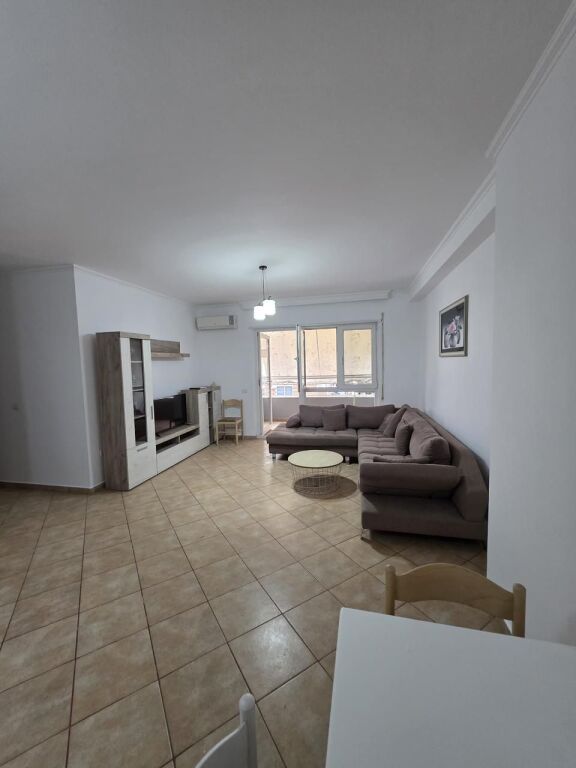 Vendesi in vendita Appartamento 2+1+Deposito 📍 Astir, vicino al Bar Oslo/ Prezzo: 197.000€