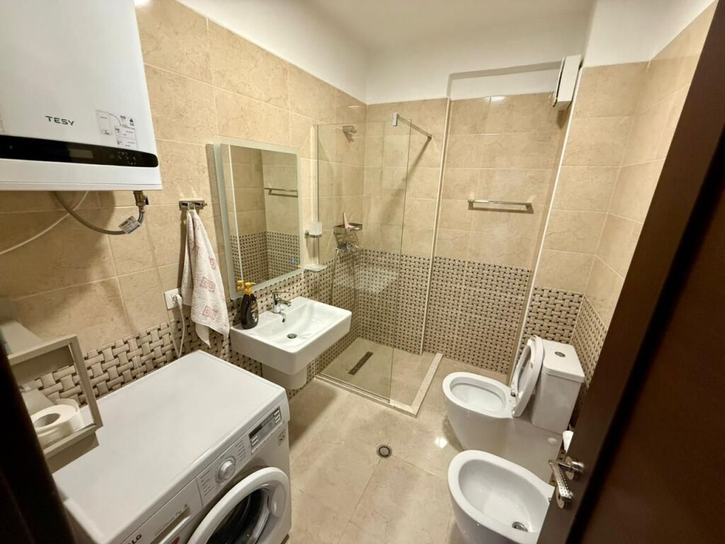 📣 VENDESI Appartamento 2+1 con Balcone e Deposito 📍 Vicino al Giardino Botanico ✨ 💶 Prezzo 198.000 Euro
