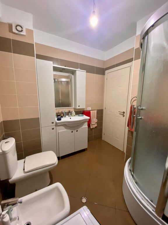 FOR SALE APARTMENT 2+1+2 – YZBERISHT (3 MARTYRS)