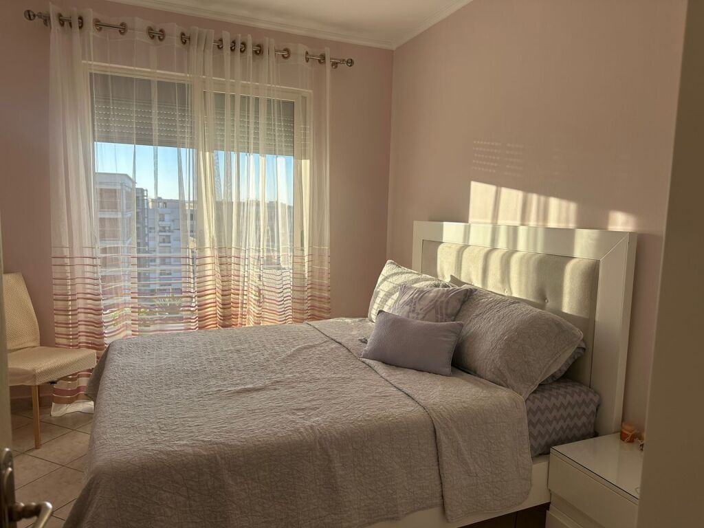 apartament me qera 1+1 450€ Astir