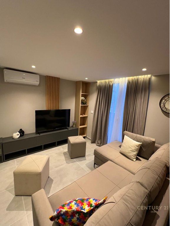 DUPLEX IN AFFITTO A "GOLDEN PARK TIRANA" 550 € /Mese Sup. Totale  63m2