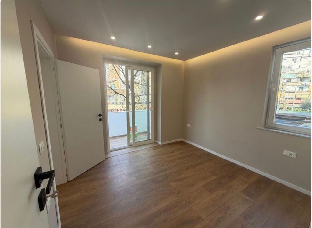 🏠Ambient biznesi me qera,📍 Rruga Mine Peza , 430€💶