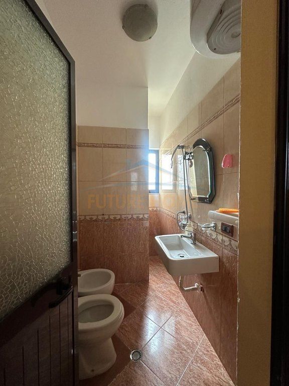 Shitet, Apartament 2+1+2, Ish Rajoni, Durres