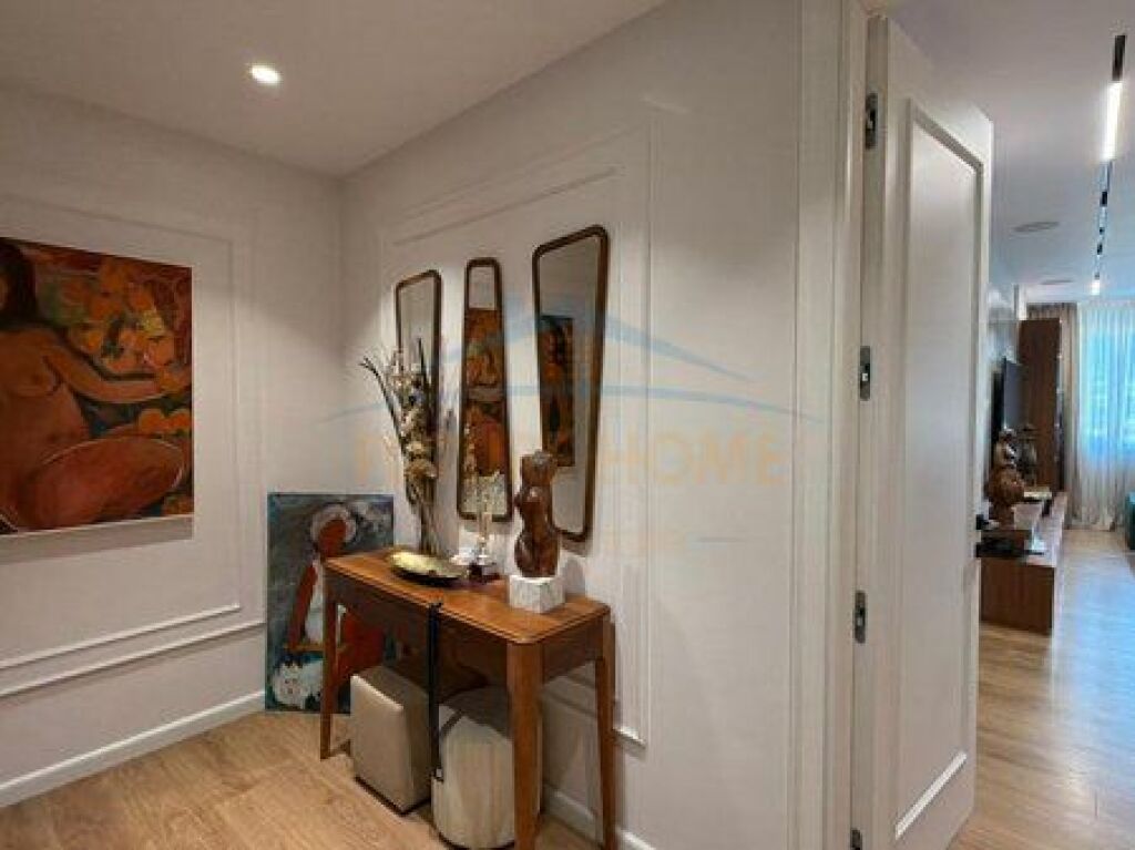 Apartment 3+1+2 + 2 Parking Spaces for Sale, Elbasan Street