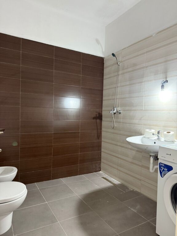 Apartment 1+1 for rent in Xhamllik!