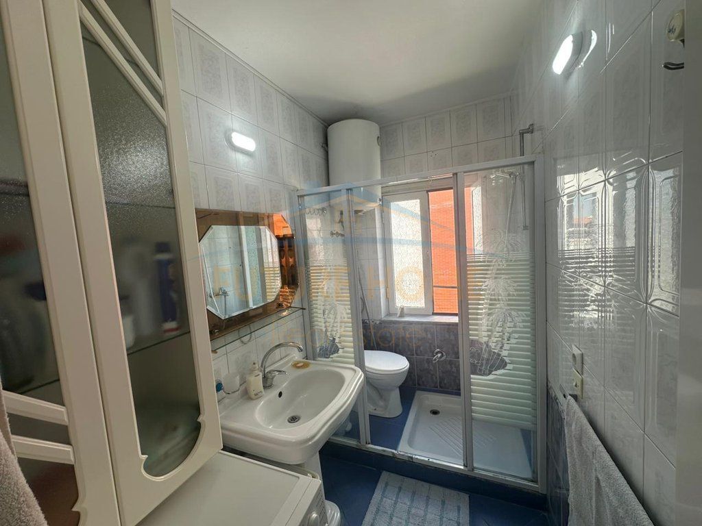 Rent, 2+1 Apartment, Dibrës Street, Tirana.