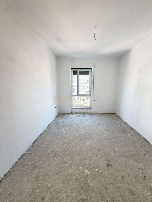 Apartment 2+1+2 for sale, located on the 4th floor of a new building with elevator