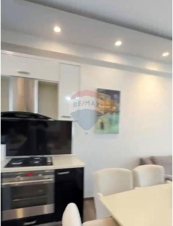 2+1+2 Apartment for sale near the Zoo!