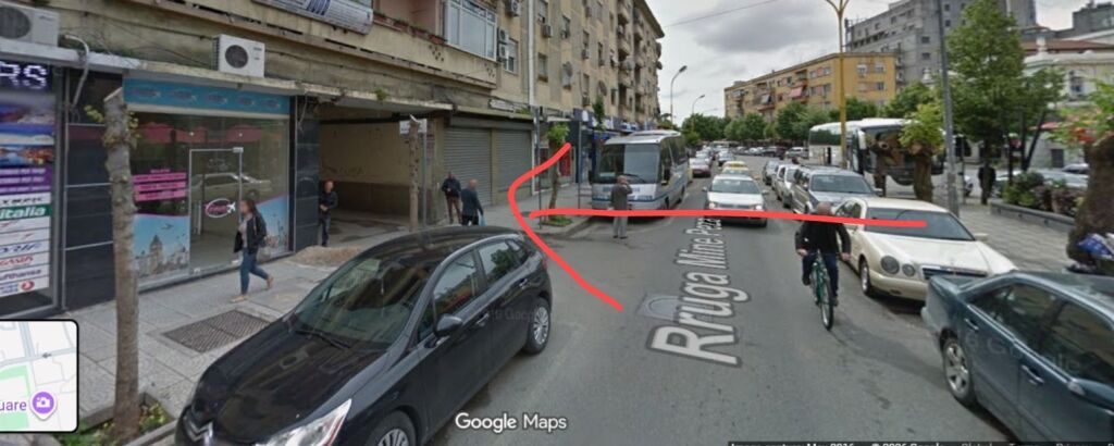 Duplex space for office rent near Flores Cafe on Durres Street