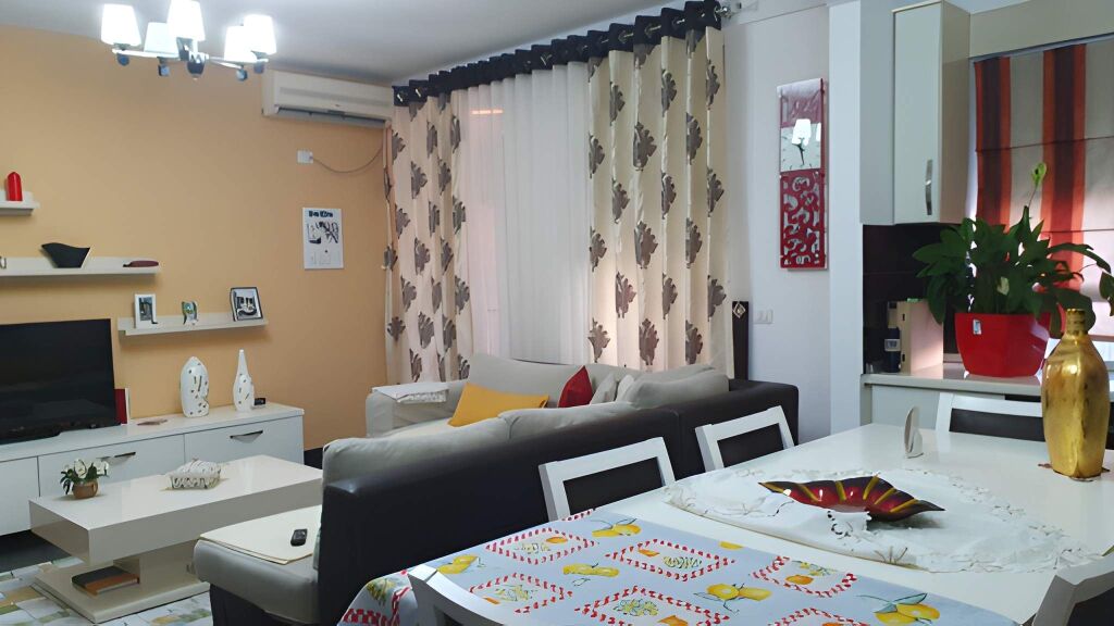 Appartamento 2+1 in affitto – Astir (vicino al bar Oslo) !