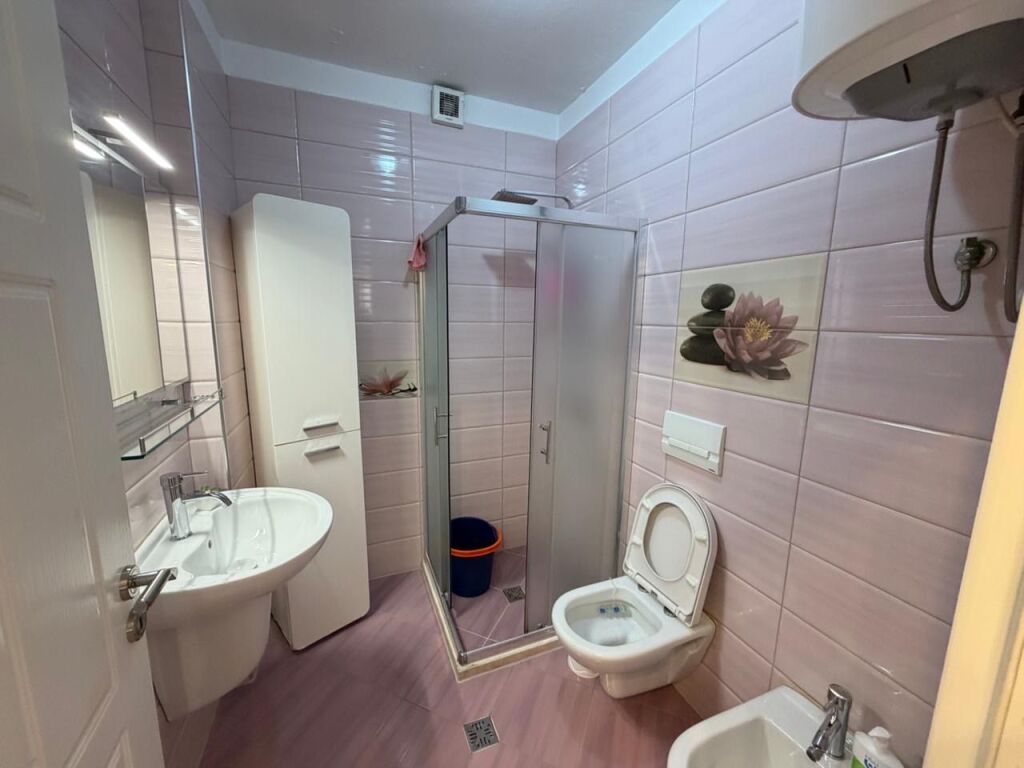 🏡 Appartamento 2+1 in affitto 📍 Via Vace Zela, ex-Parco degli Autobus  🏢 7° piano, con ascensore 💶 Prezzo: 500€ / mese  📲