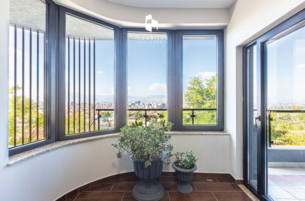 🏨 Hotel Moderno In Vendita - Korçë, Via Vilave | con Vista Panoramica su tutta Korçë | 1.100.000 Euro🔥