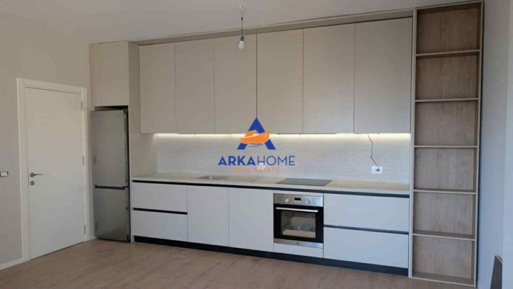 AFFITTASI APPARTAMENTO 2+1+BALCONE "NUOVO BOULEVARD" 50.000 LEKE
