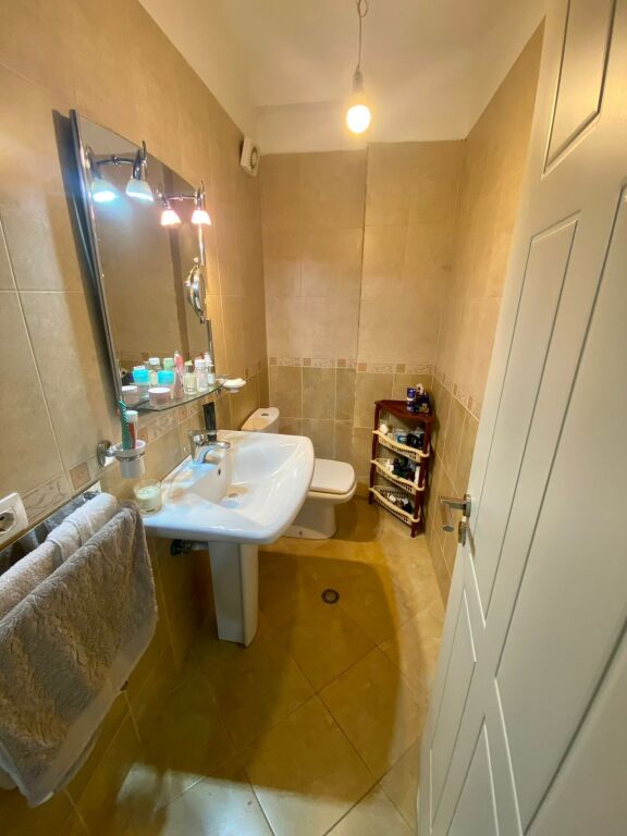 FOR SALE APARTMENT 2+1+2 – YZBERISHT (3 MARTYRS)