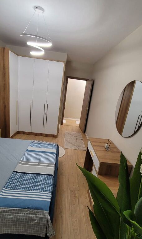 📌 Affittasi appartamento 2+1+2 al Kristal Center, vicino al Comune di Parigi