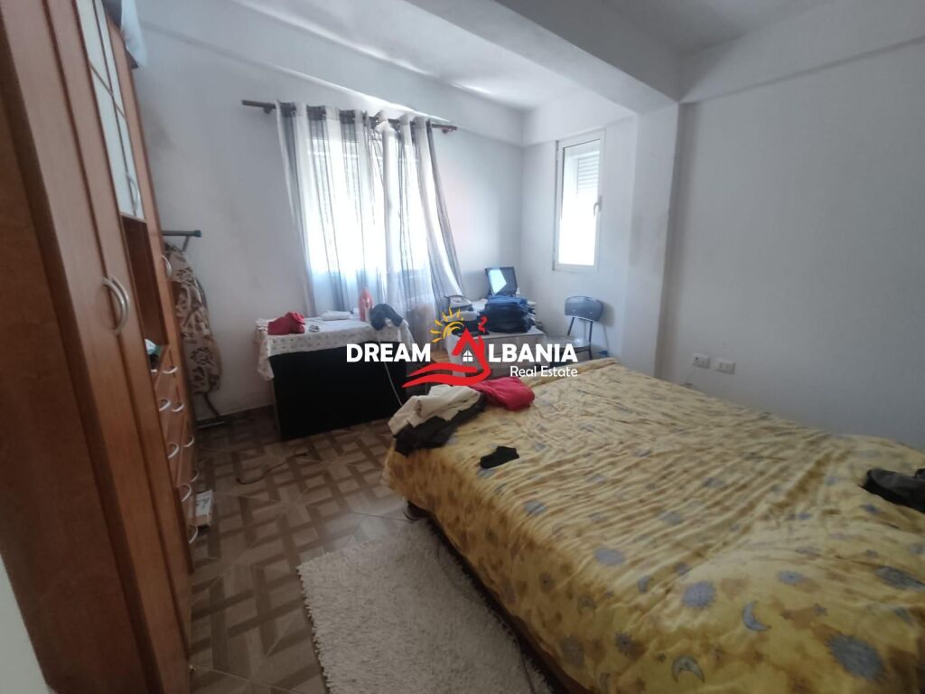 Shitet Vile 2-kateshe prane Liqenit te Thate, Tirane(ID 4151220)