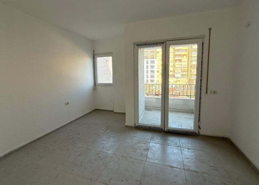 Apartment 1+1 for sale near the New Bazaar
