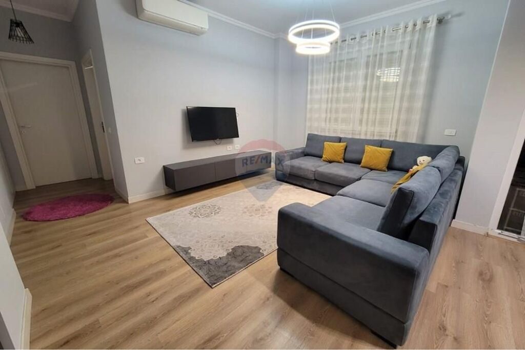 Apartment - For Rent - 5 Maji Street, Tirana