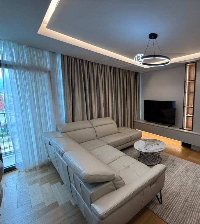 AFFITTO APPARTAMENTO DI LUSSO + POSTO AUTO PRESSO LA RESIDENZA LAKE VIEW!