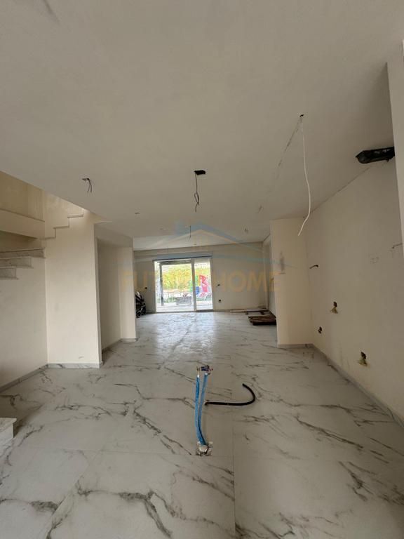 In vendita, Duplex, Fresk, Tirana