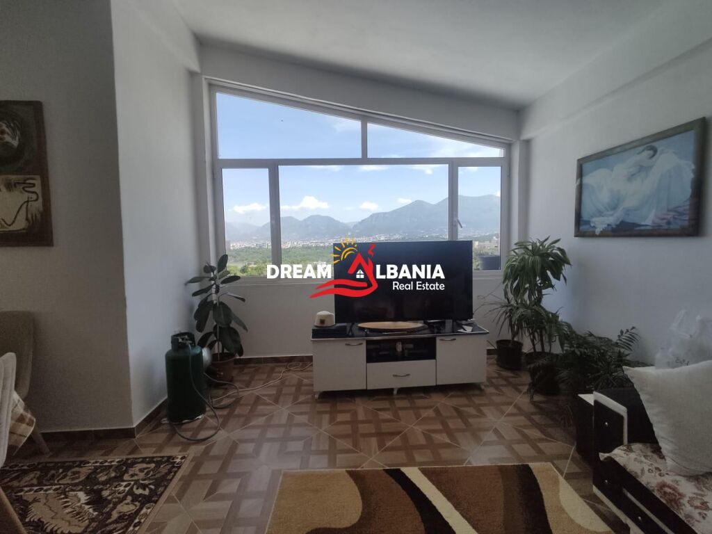 Shitet Vile 2-kateshe prane Liqenit te Thate, Tirane(ID 4151220)