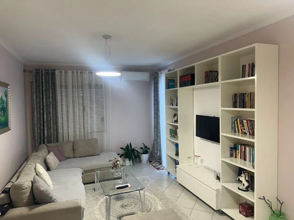 Apartment 1+1 for rent at Vila L in Astir