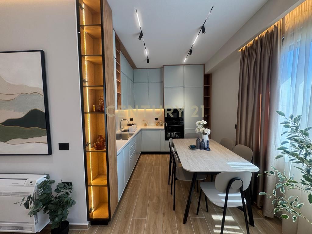 AFFITTO APPARTAMENTO MODERNO 2+1+2 CON 1 POSTO AUTO, GOLDEN PARK!!