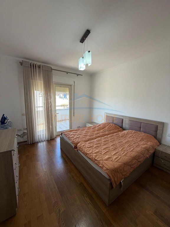 Qira, Apartament 3+1+2, Kopshti Zoologjik, Tiranë.
