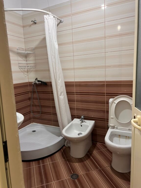 Affittasi 2+1+2 Rotondo Astir 550€