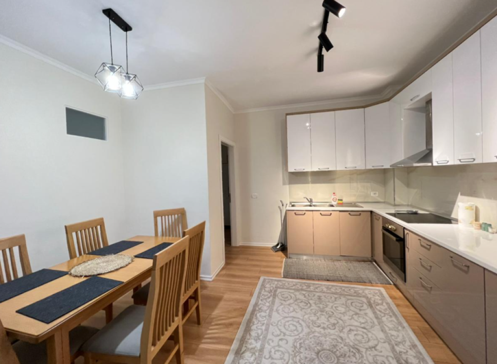 🏡 2+1 + Parkim me qira – Kopshti Botanik