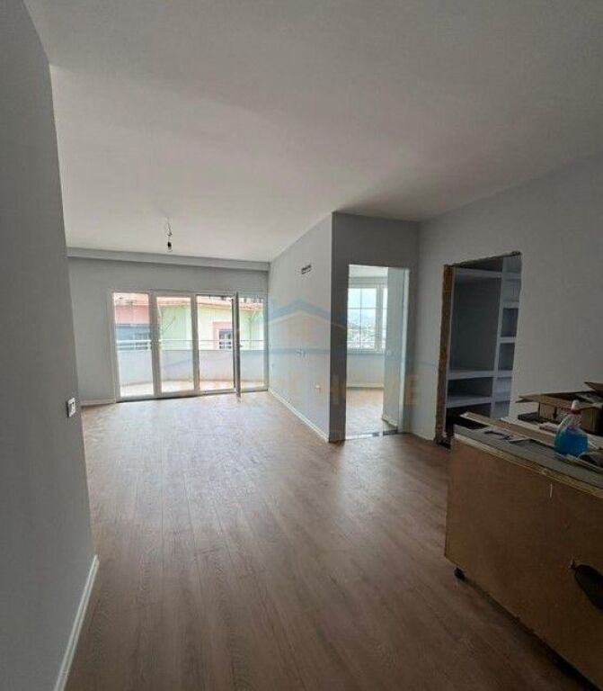 For sale, Apartment 2+1+2, "Shefqet Kuka" Street, Fresk