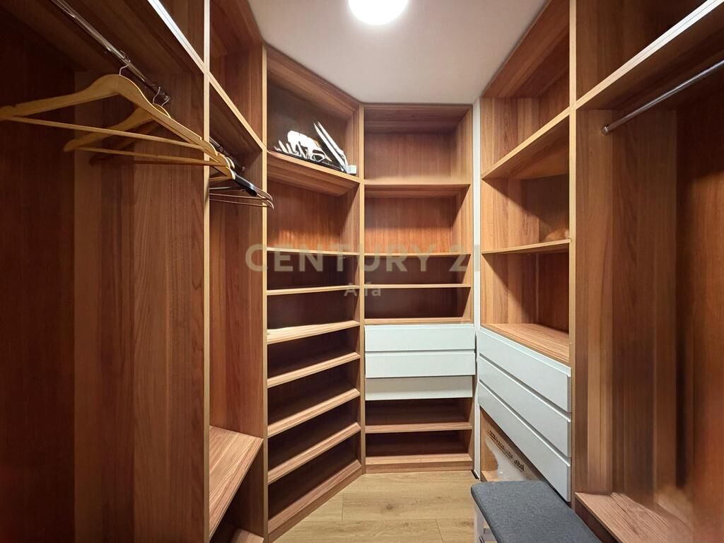 Apartment 2+1+2 for rent at Shallvaret!