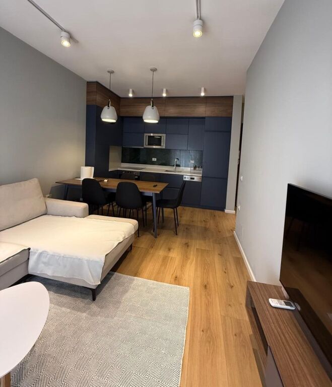 💥 EKSKLUZIVE 💥 🏡 Apartament 1+1 + Post Parkimi me Qira – Sima Com