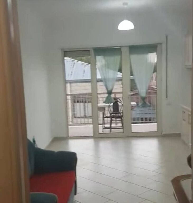1+1, partially furnished, Don Bosko, price 400 thousand lek