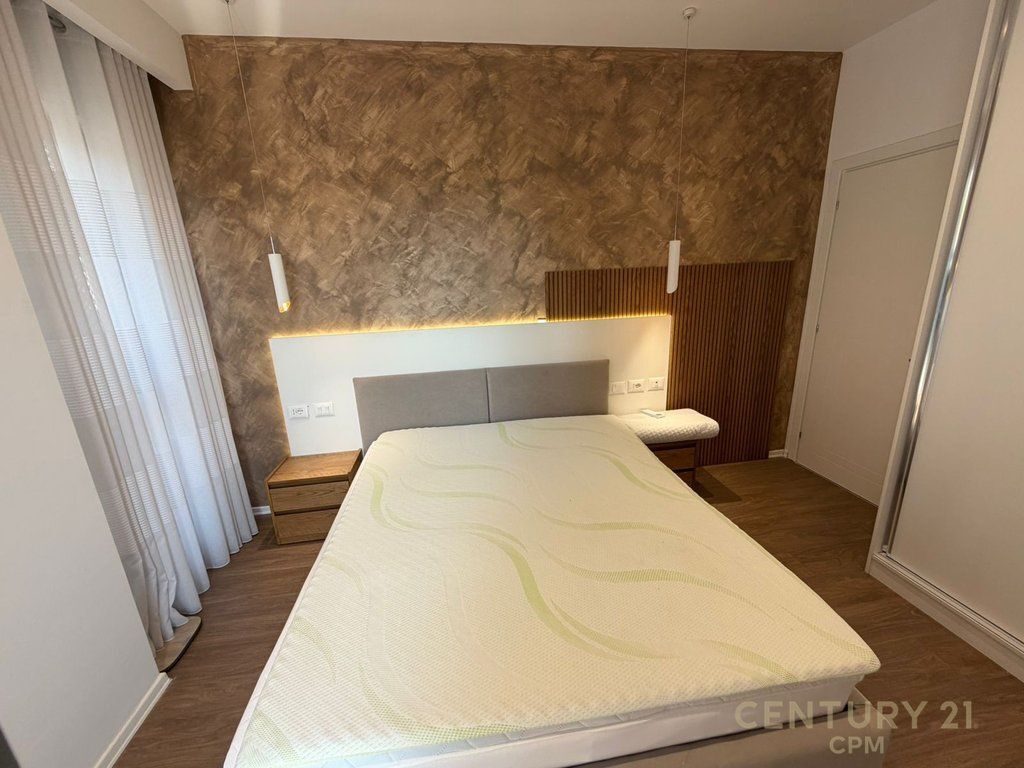 JEPET ME QIRA APARTAMENT 1+1 TEK TIRANA GARDEN BUILDING!
