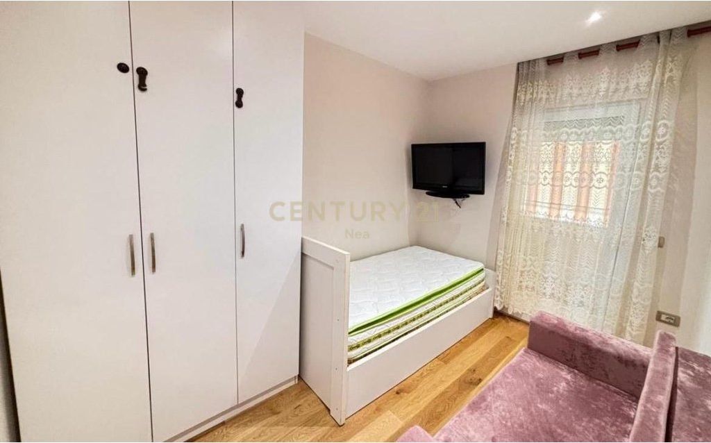 foto  🏡 Appartamento 3+1 Moderno Vicino al Centro – In Affitto 890 € /Mese Sup. Totale  100m2