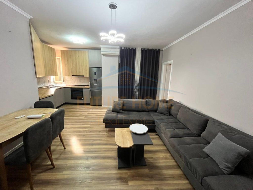 Qera, Apartament 2+1, Qendër, Durrës